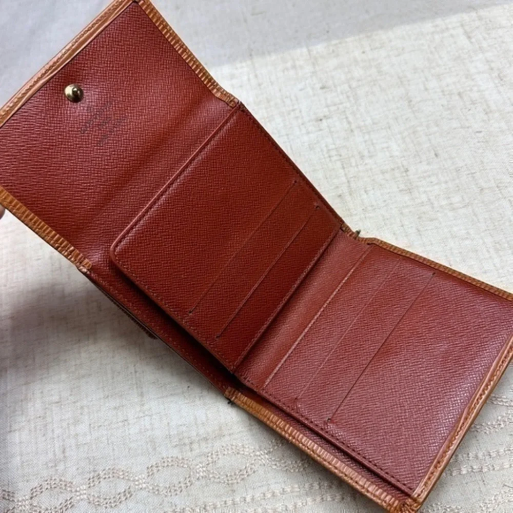 AUTHENTIC Louis Vuitton Marco Wallet. Color: Brown